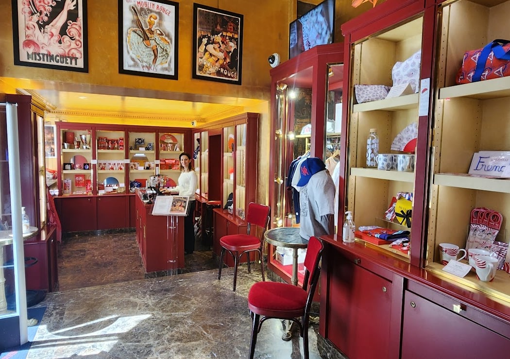 Moulin Rouge Boutique 3